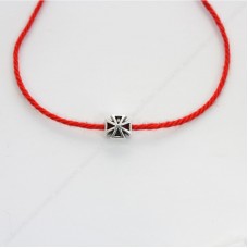 Красная нить с шармом - малый Крест